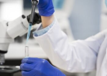 Infectóloga advierte sobre contaminación previa en medicamentos de HLB Pharma