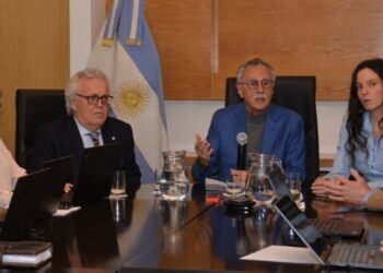 Crisis en obras sociales: el Gobierno interviene dos más en el sector salud