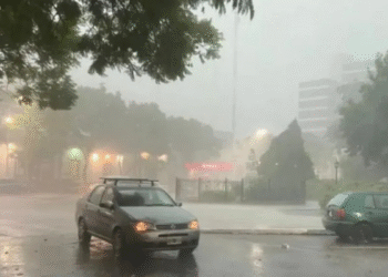 Tormenta de Santa Rosa deja 100 evacuados y graves daños en Mendoza