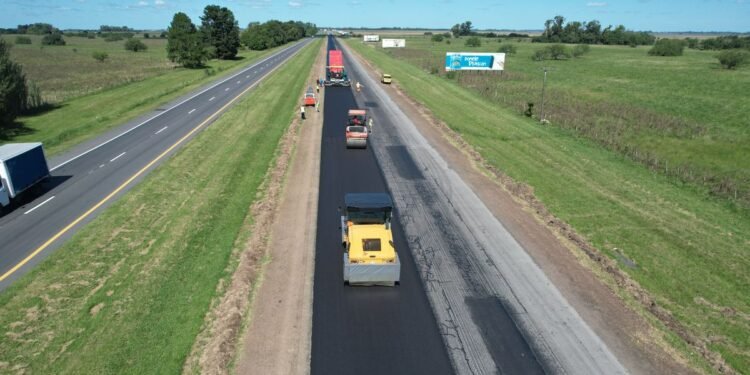 Aubasa comenzará en septiembre la repavimentación de la Ruta 2 a la costa