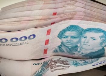 Los bancos aumentan las tasas de plazo fijo y superan el 54% anual