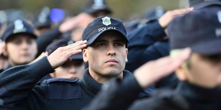 Abren inscripciones con beca para aspirantes a la Policía Bonaerense