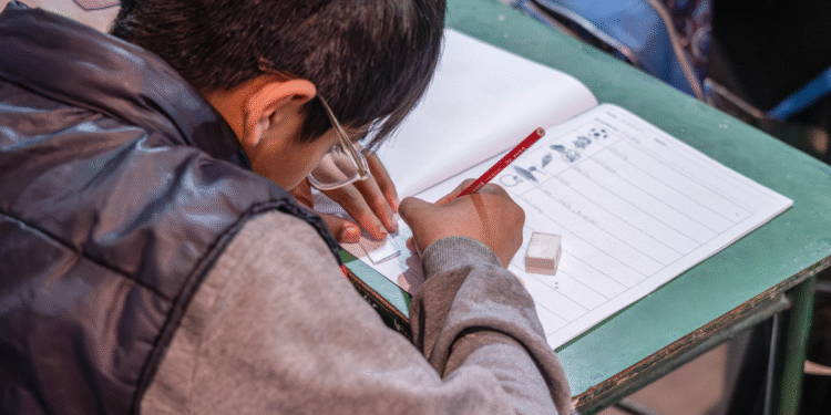 Abre la inscripción para el concurso de escritura Alumnit@s 2025