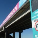 Instalan nuevos tótems de velocidad en la Autopista La Plata-Buenos Aires