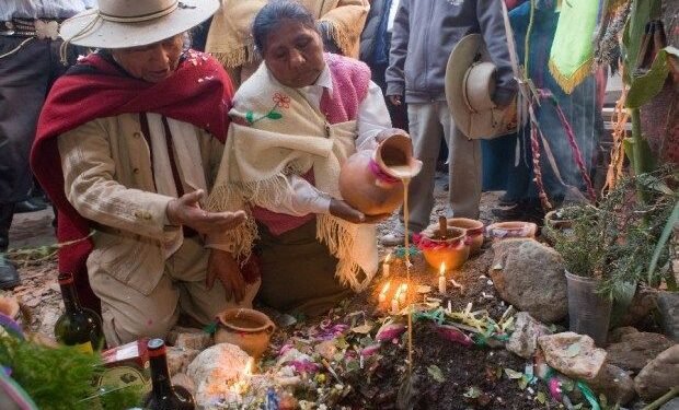 Las comunidades indígenas rinden homenaje a la Pachamama con rituales ancestrales
