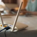 Cómo mejorar la señal de Wi-Fi al evitar objetos que generan interferencias
