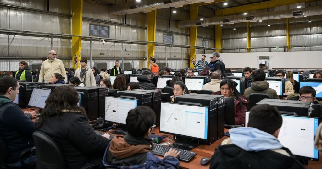 Prueba de transmisión de datos avanza hacia elecciones en Buenos Aires