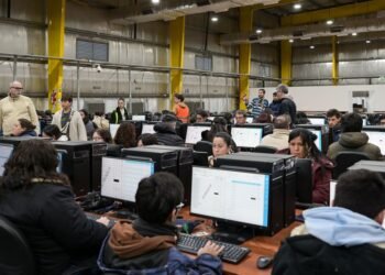 Prueba de transmisión de datos avanza hacia elecciones en Buenos Aires