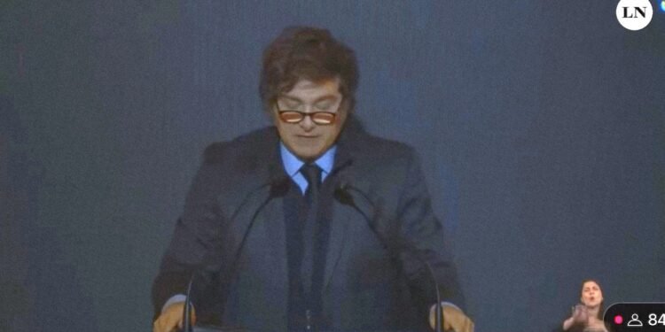 Milei denuncia campaña de desprestigio tras escándalo en ANDIS