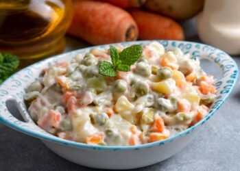 Dani García revela el secreto para una ensalada rusa gourmet sorprendente