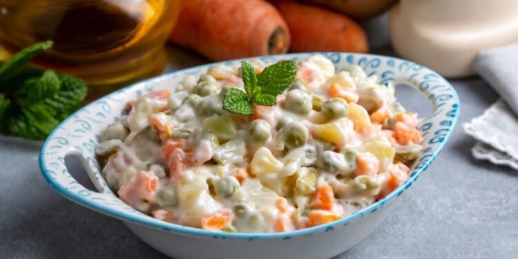 Dani García revela el secreto para una ensalada rusa gourmet sorprendente