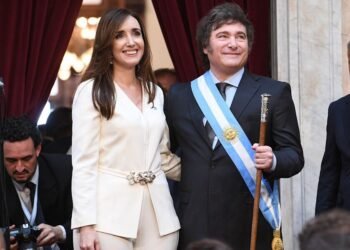 Milei culpa a Villarruel por la suba del dólar y la tilda de traidora