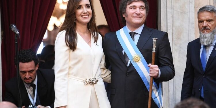 Milei culpa a Villarruel por la suba del dólar y la tilda de traidora