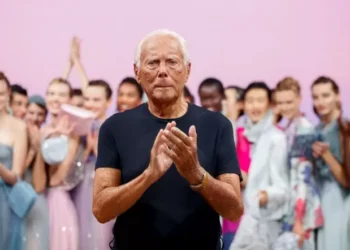 Falleció Giorgio Armani, el icónico rey de la moda italiana a los 91 años