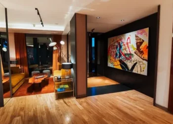 Esplendor Plaza Francia redefine el turismo con arte y cultura en Recoleta