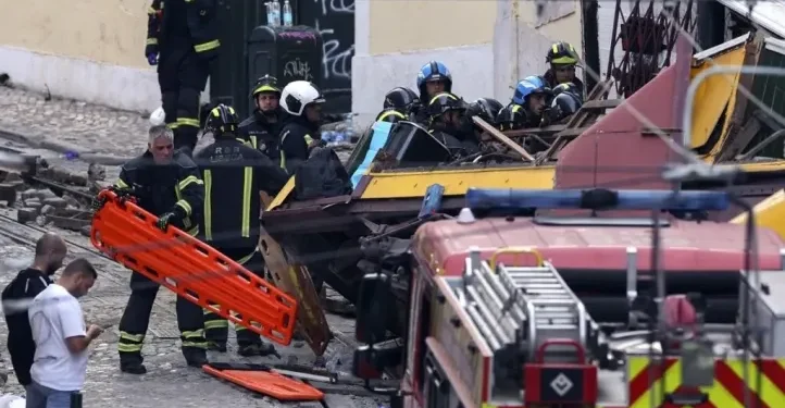 Accidente del tranvía en Lisboa deja 15 muertos y varios heridos graves