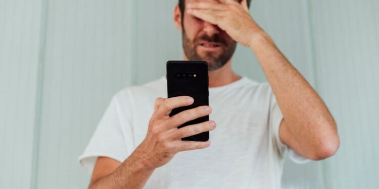 Cómo proteger la información financiera en el celular de robos