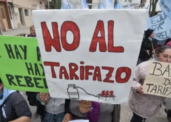 El gasto en servicios públicos se dispara al 11,1% del salario en el AMBA en solo dos años