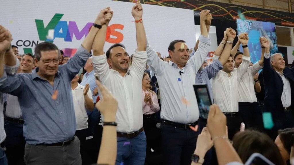 Juan Pablo Valdés se alza como nuevo gobernador de Corrientes en primera vuelta