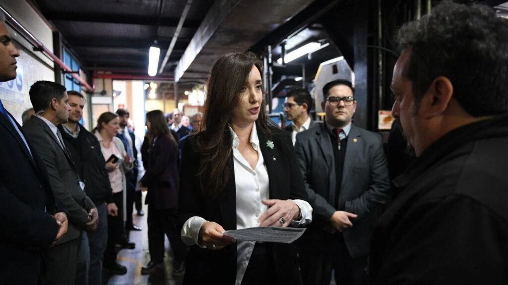 Tensión en Fate: Villarruel enfrenta reclamos laborales en Día de la Industria