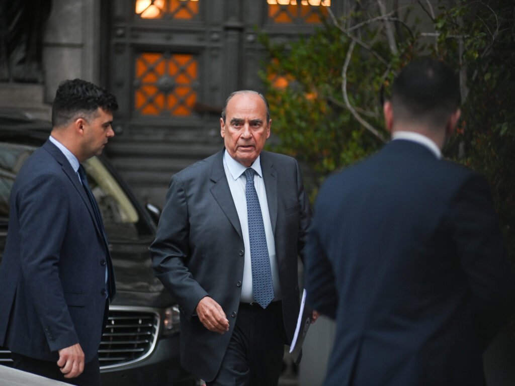 Francos reconoce error en estrategia electoral tras derrota en Buenos Aires