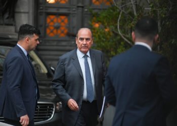 Francos reconoce error en estrategia electoral tras derrota en Buenos Aires