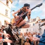 Un flashmob en París revive la magia de Bohemian Rhapsody en un homenaje único