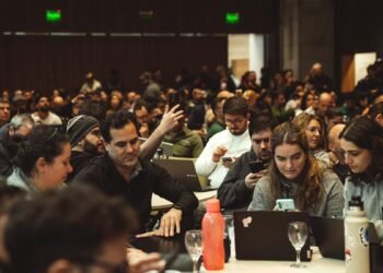 Llega AI Weekend Rosario: tres días de innovación y creatividad en IA
