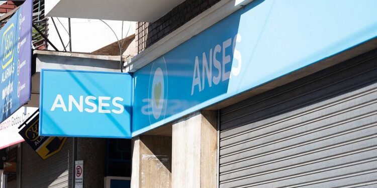 ANSES advierte sobre nuevas estafas a jubilados y beneficiarios sociales