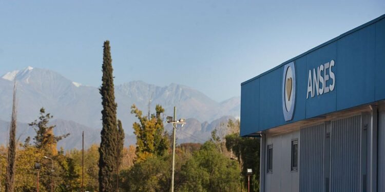 ANSES: ¿quiénes cobran este miércoles y qué pagos se esperan?