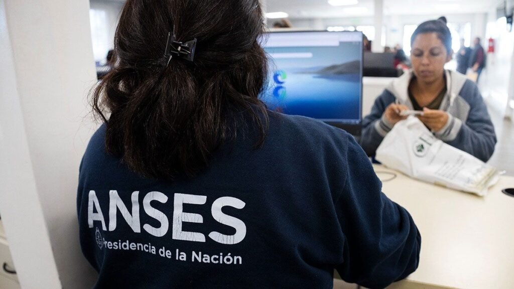 ANSES confirmó el aumento y bono para jubilaciones mínimas en septiembre