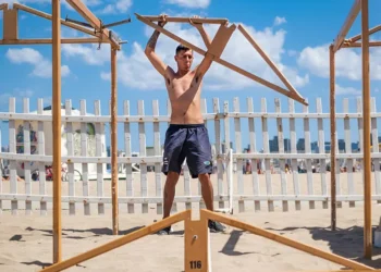 Mar del Plata inicia el armado de carpas y lanza preventas para la temporada de verano 2026