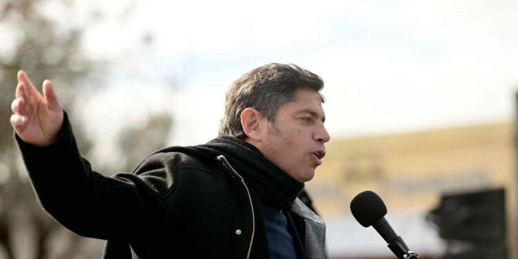 Kicillof insiste en diálogo con Milei tras triunfo del peronismo en elecciones