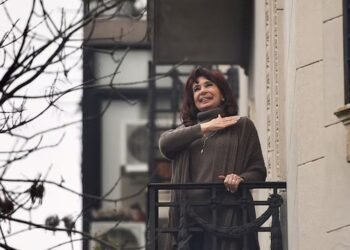 Kirchnerismo moviliza por la libertad de Cristina a 100 días de su condena