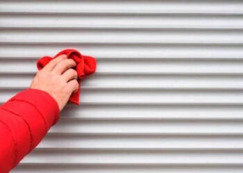 Cómo limpiar las persianas en cinco minutos y mejorar el aire en casa