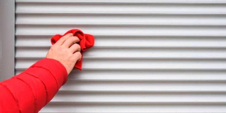 Cómo limpiar las persianas en cinco minutos y mejorar el aire en casa