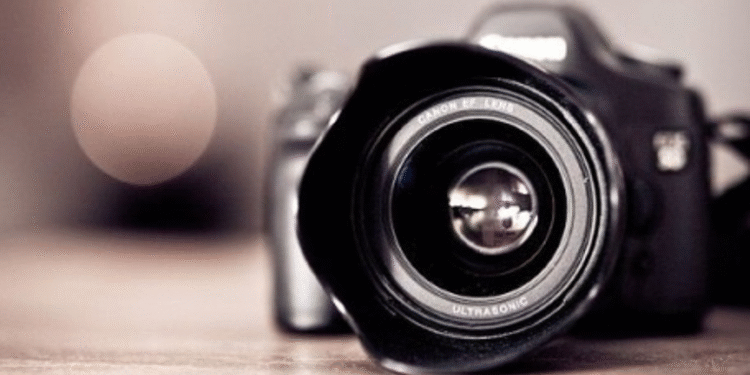 Argentina celebra el Día del Fotógrafo en honor al daguerrotipo, técnica pionera en la imagen