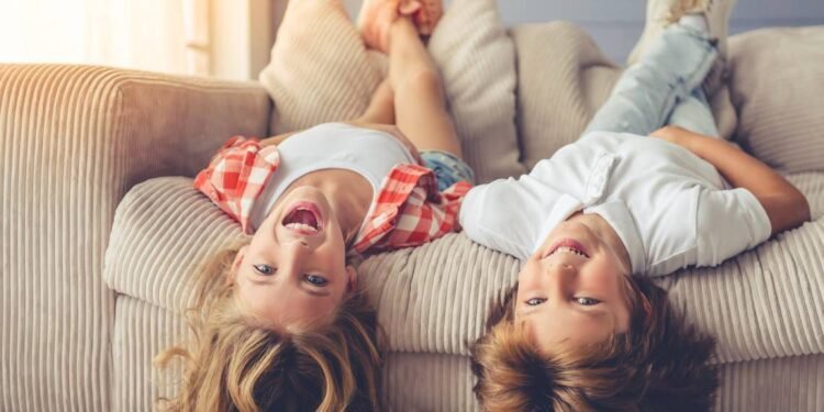 El Día del Hermano honra la fraternidad más allá de la sangre