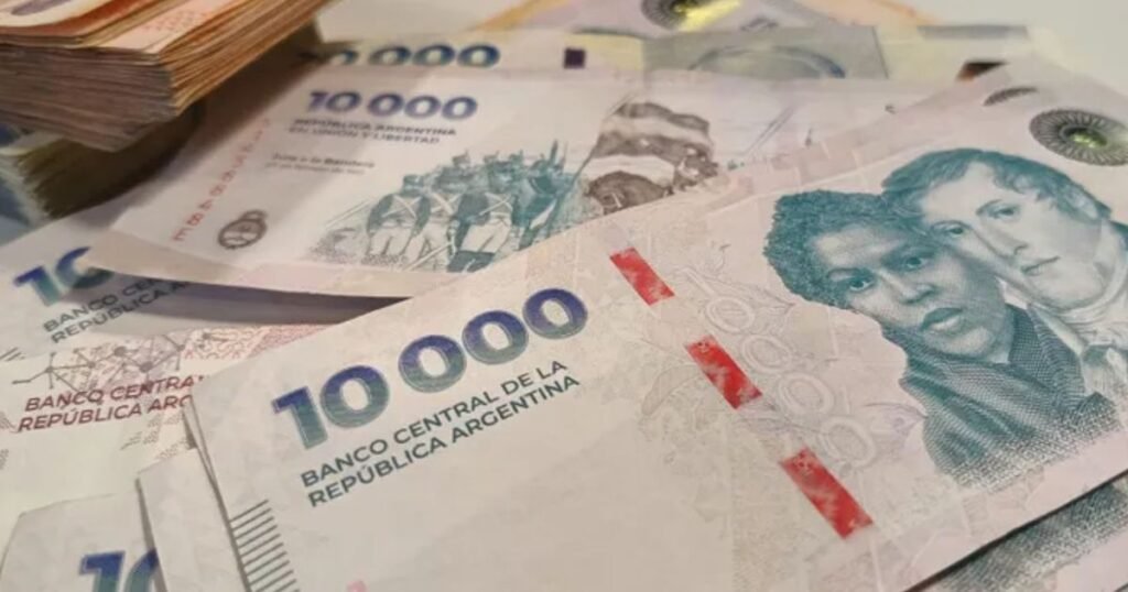 Bancos argentinos bajan sus tasas de plazos fijos y complican ahorros