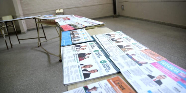 Clases normales el lunes en escuelas que fueron centros de votación