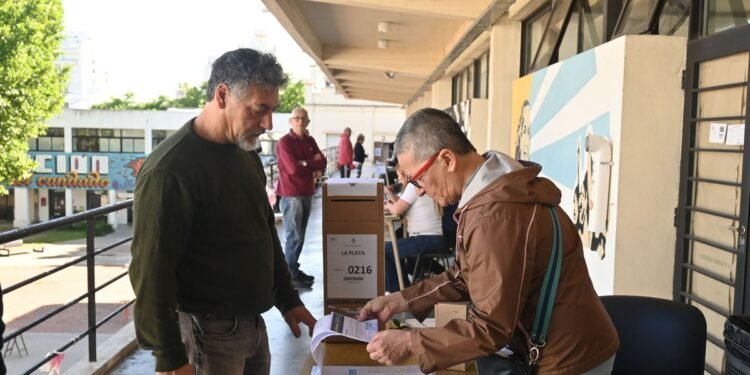Clases normales en la Provincia tras las elecciones, asegura el gobierno