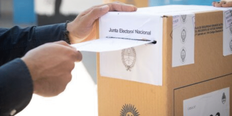 Buenos Aires se prepara para elecciones con más de 34.000 policías en operativo