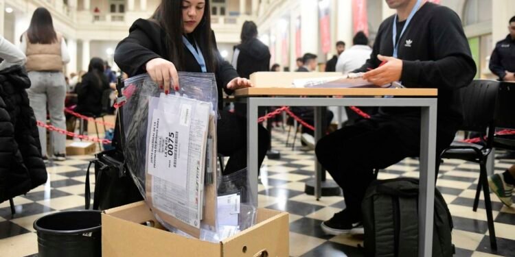 Hilda Kogan resalta la transparencia en las elecciones de Buenos Aires