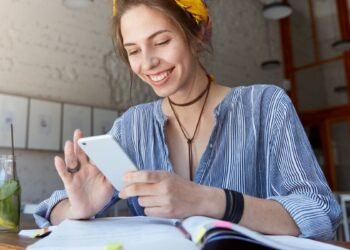 Cómo activar el modo estudiante en WhatsApp con Nova Launcher en Android