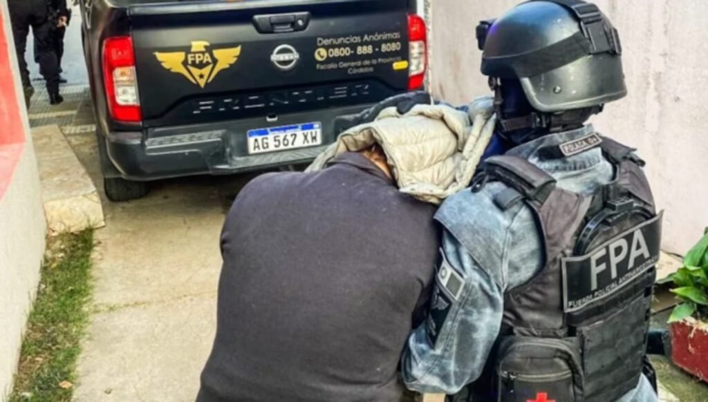 Detienen a un jubilado en Córdoba por liderar red de cocaína a domicilio