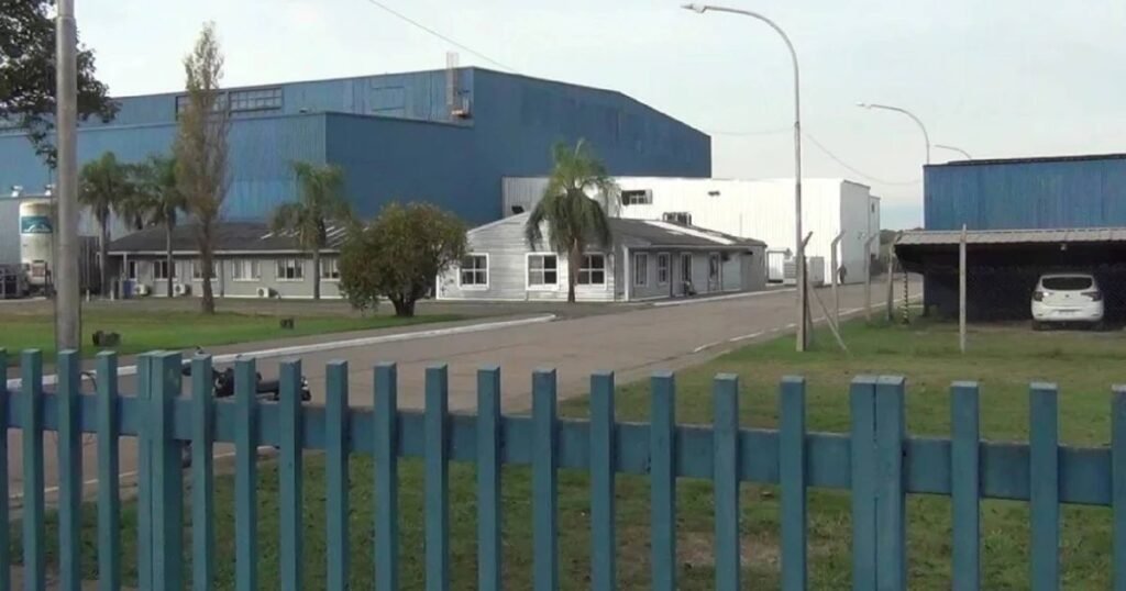 Dron del Ministerio de Ambiente detecta residuos peligrosos en Ramallo