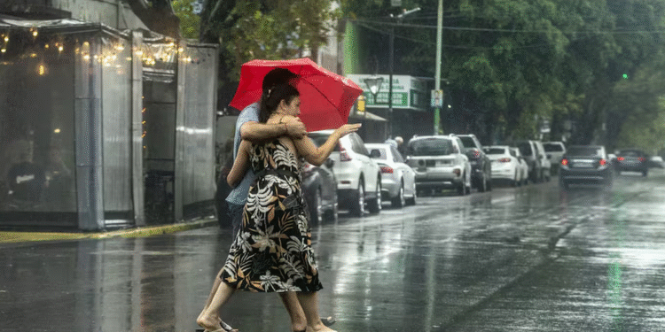 Clima inestable arruina el Día del Estudiante con lluvias y tormentas