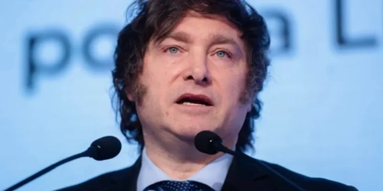 Milei presenta el presupuesto 2026 con énfasis en equilibrio fiscal y beneficios