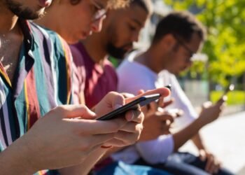 Cómo desactivar el micrófono del celular para proteger tu privacidad