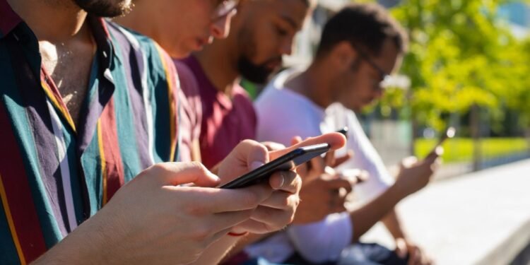 Cómo desactivar el micrófono del celular para proteger tu privacidad